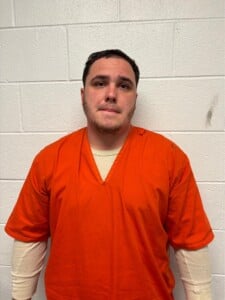 Man arrested after breaking into hunting lodge, deputies say