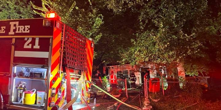 Couple escapes house fire in Berry Hill