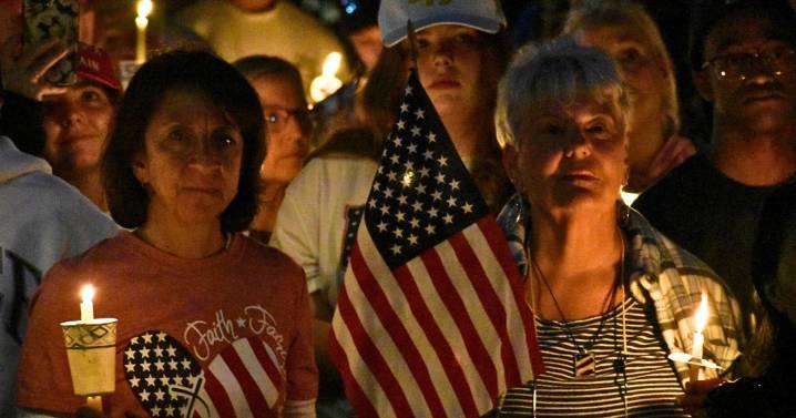 Conservative activist Charlie Kirk mourned at UNH vigil