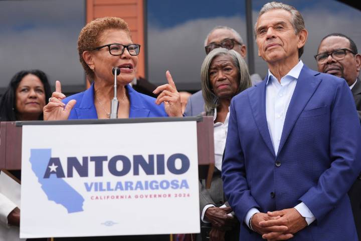 Bass respalda a Villaraigosa como candidato a gobernador de California