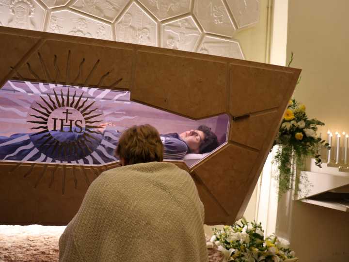 El Papa canonizó al primer santo millennial: "El influencer de Dios"