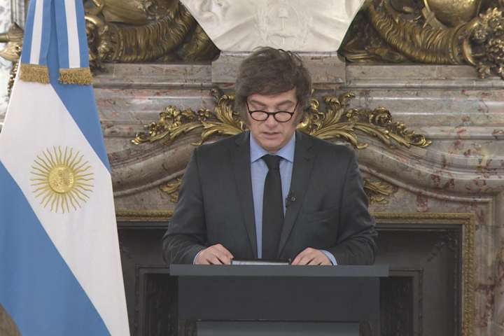 Milei defiende que el equilibrio fiscal es "innegociable" al anunciar Presupuesto 2026