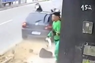 "Cada día es un regalo". Un joven se salvó por centímetros de ser atropellado por un auto en Brasil y su reacción se volvió viral