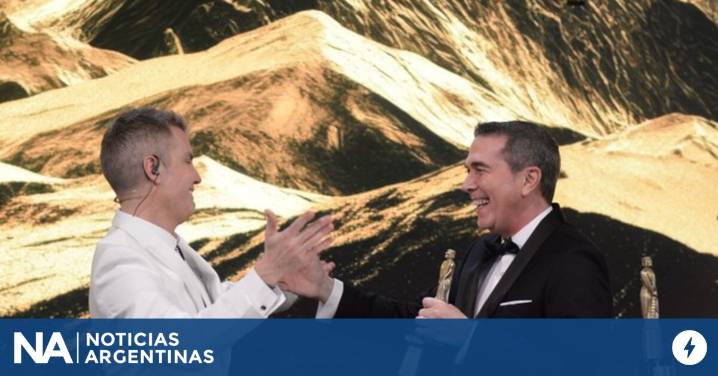 🟡Martín Fierro 2025 EN VIVO: Santiago del Moro ganó el Oro, la lista de ganadores, las perlas, los videos