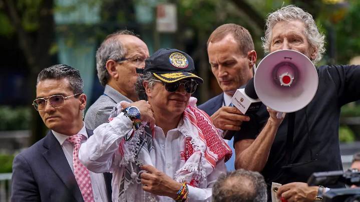 EU revoca visa a Gustavo Petro por incitar a la violencia tras manifestación pro Palestina