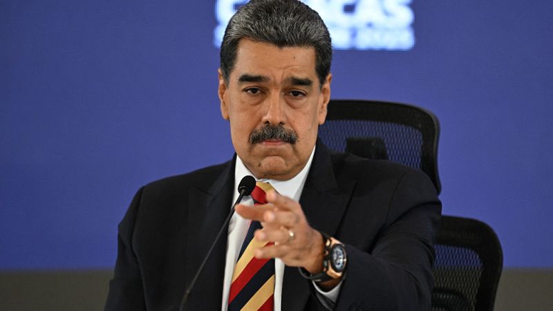 Maduro califica el despliegue de buques de guerra de EE.UU. como “la mayor amenaza” en un siglo