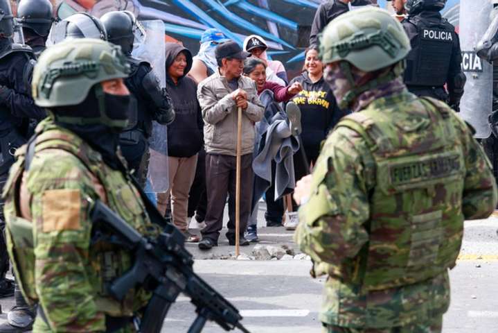 Protestas paralizan Ecuador; transportistas y ciudadanos desafían estado de excepción de Noboa