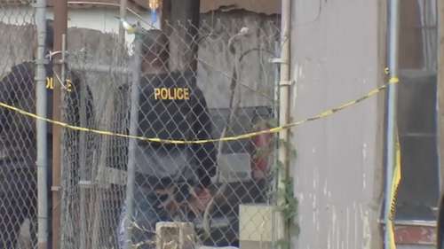 Suspect arrested after man stabbed to death on Broadhurst Drive in southwest Houston, HPD says