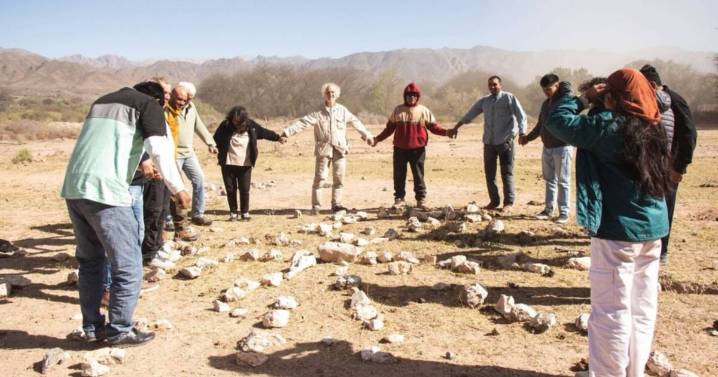 Luracatao. Un ritual entre montañas sagradas y pinturas rupestres: reconocido actor se sumó a la ceremonia