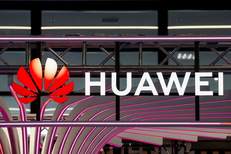 Factbox-Key products in Huawei's AI chips and computing power roadmap