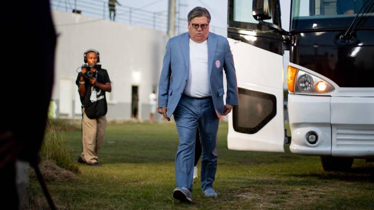 Miguel Herrera se encara con la prensa tras empate de Costa Rica ante Nicaragua