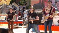 4 Pop-Punk Music Videos That Captured What Life Was Like On Tour in the 2000s