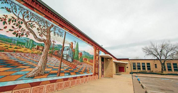 Santa Fe Planning Commission green-lights Alvord Elementary transformation to luxury hotel