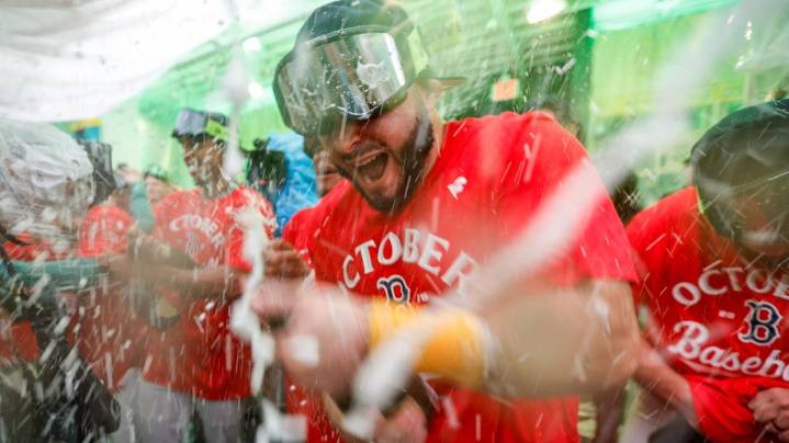 Red Sox rally from a 3-run deficit to walk off the Tigers and secure a playoff spot
