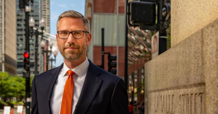 Treasurer Frerichs makes record $1.57 billion In investment earnings for state in FY25