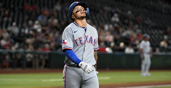 An important weekend as the Rangers cling by their fingertips to their playoff hopes