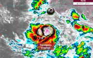 Tormenta tropical Narda intensifica su fuerza frente a costas de Michoacán y Colima