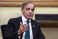 Trump will hold talks with Pakistan's prime minister in the latest sign of warming relations