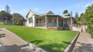 House That! 
                                              Comments
                                            
                                              Premium
                             