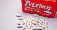 Tylenol Refutes Old Post as Pregnancy Safety Debate Resurfaces