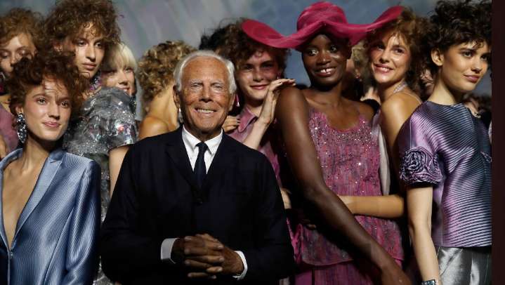 Armani, el 'rey' que resignifico el concepto de moda