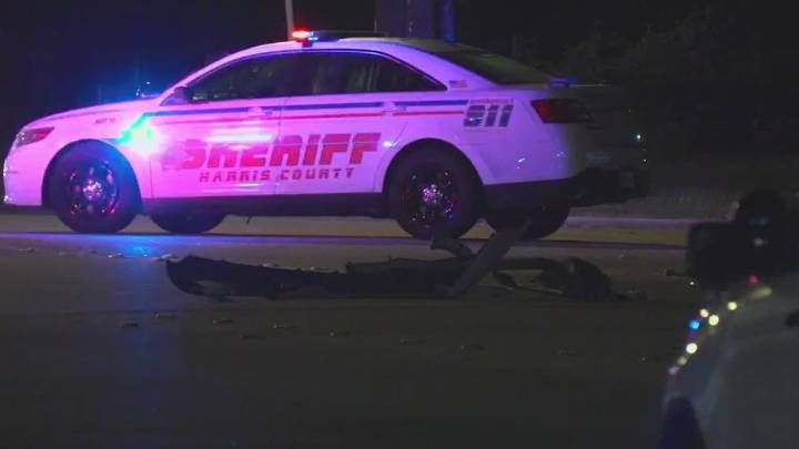 East Harris County: Driver fatally strikes pole in Crosby, officials say