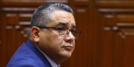 Juan José Santiváñez se defiende y asegura que audios difundidos no acreditan ninguna conducta criminal