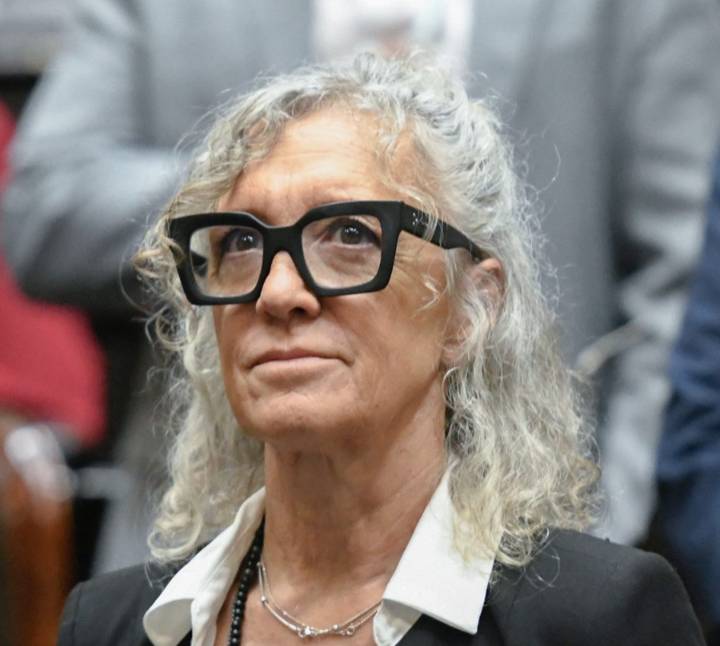 Diputada Frade: “Nada pasa sin la venia de Karina Milei”