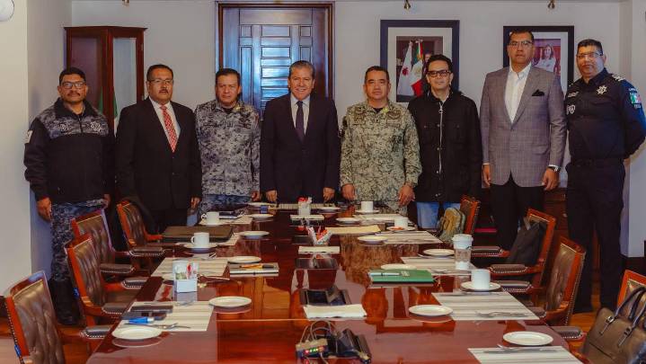 Encabeza gobernador reunión diaria de Mesa Estatal de Paz