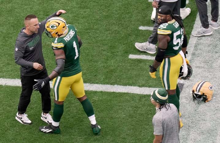Deadspin | Packers prime pass rush with target on Joe Flacco, Browns