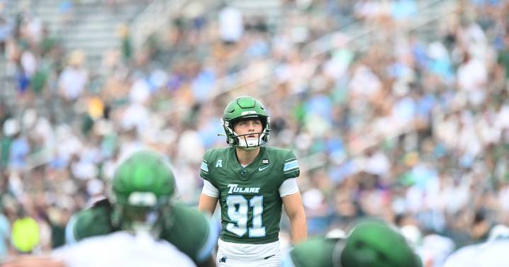 Through the Uprights: Joliet Catholic alum Patrick Durkin overcoming adversity, excelling as Tulane kicker