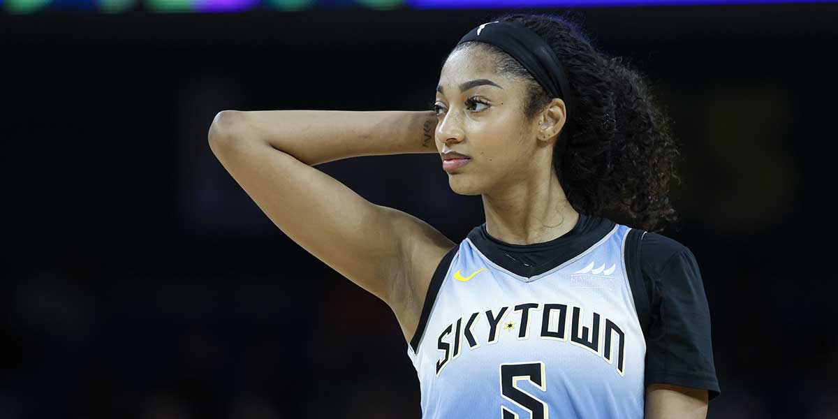 WNBA fans react to surprising Angel Reese half