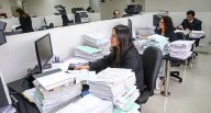 Trabajadores CAS a un paso de tener gratificación y CTS: Congreso aprueba texto en primera votación