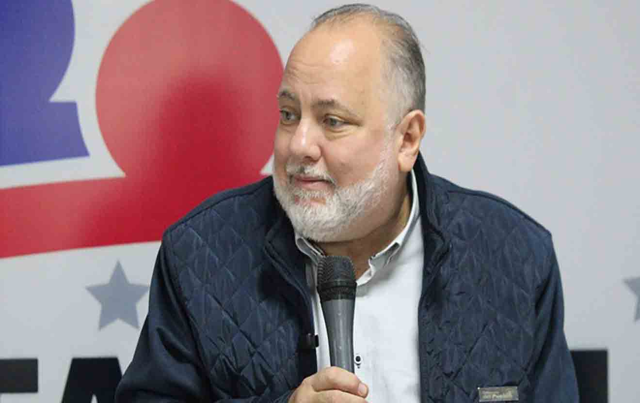 Defensoría promueve sociedad equitativa para personas con discapacidad auditiva