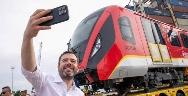 Arribó a Colombia primer tren del sistema del metro de Bogotá