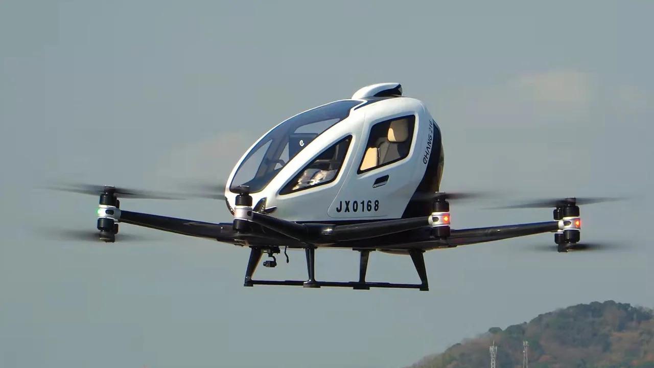 Video: China estrena taxis voladores
