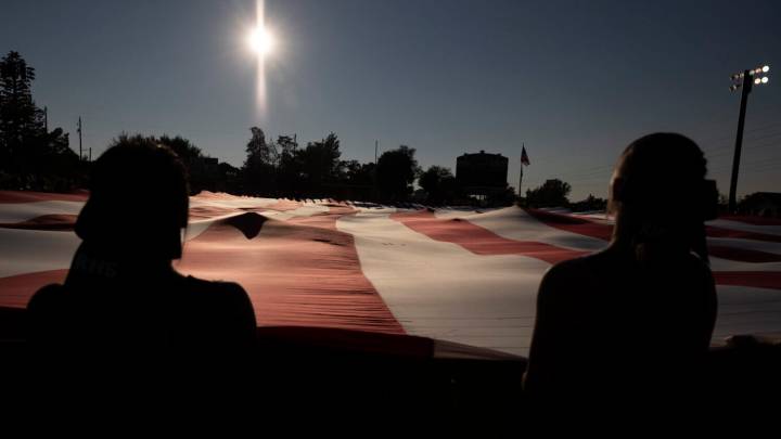 Utah Teams Pay Tribute To 9/11 Both With Posts & In Person