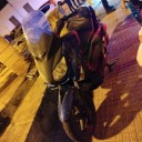 Un motorista ebrio y drogado causa el pánico entre los viandantes al circular a gran velocidad por una zona peatonal del Port d'Alcúdia