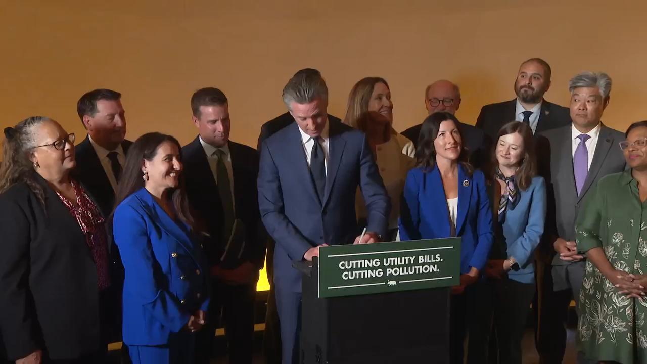 California Gov. Newsom signs bills to curb carbon emissions