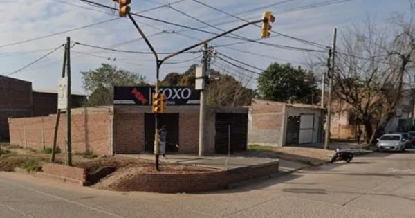 Entraron a robar a un conocido mayorista y vendían la mercadería a los vecinos del barrio
