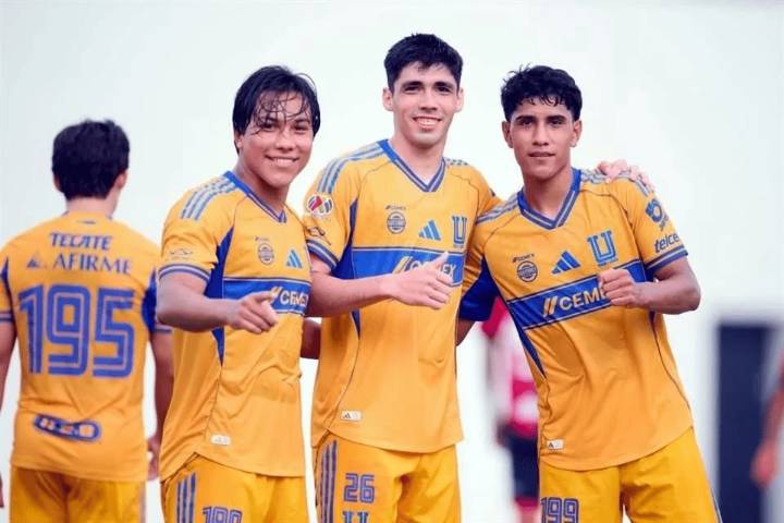 Ganan Tigres Sub-21 y lideran el AP2025