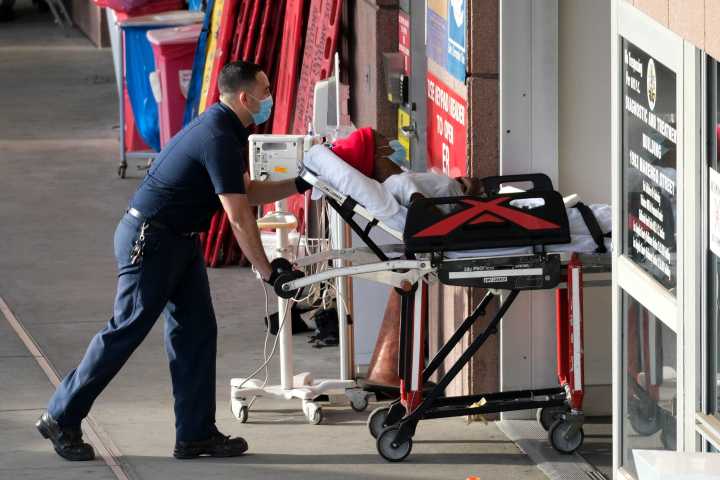 Man Critically Wounded in Shooting in Downtown LA