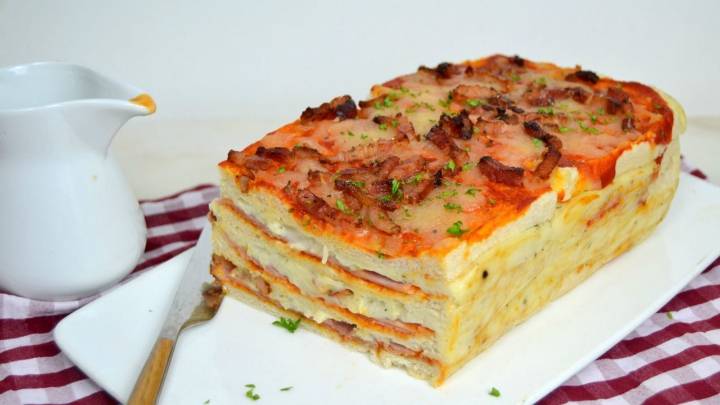 Pastel de pan de pizza: una bomba de sabor que te resolverá tu próxima cena en casa