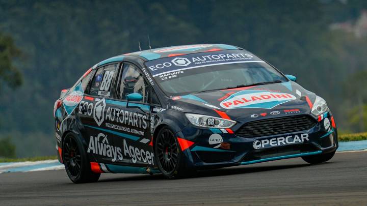 El TN-Apat corre la carrera de los 200 pilotos en el autódromo Oscar y Juan Gálvez