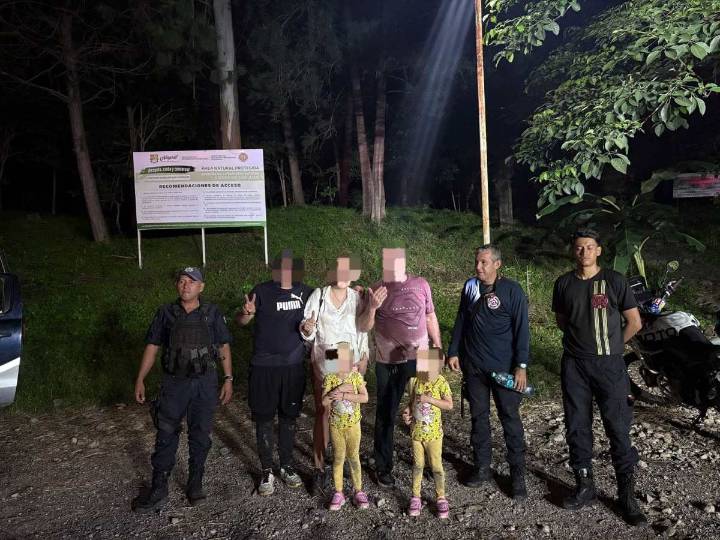 SE EXTRAVIÓ UNA FAMILIA EN EL CERRO DE SAN JUAN