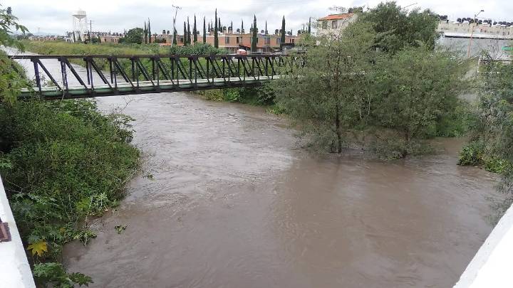 Manejo de niveles evita desborde de presas pese a fuertes lluvias en Salamanca