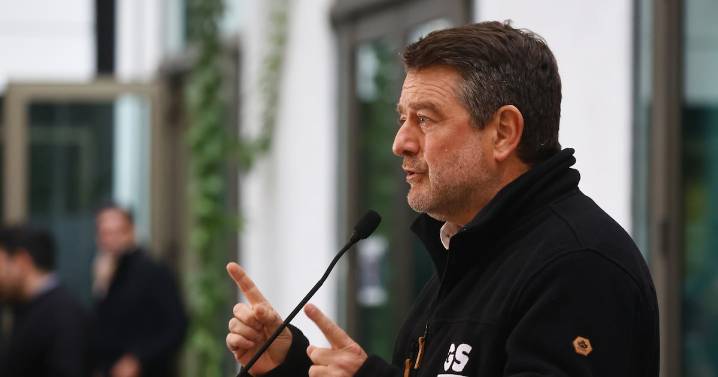 Tras revés judicial en el Tricel: defensa de Orrego dice que requerimiento de destitución mantiene vicios y gobernador insiste en su inocencia