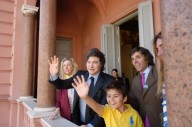 Aseguran que la imagen positiva de Milei cayó tras el escándalo de los audios