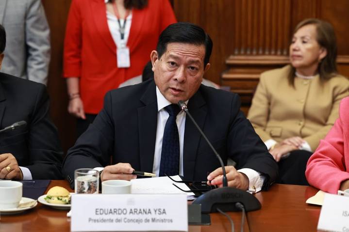 Premier Eduardo Arana justifica represión policial contra jóvenes de la Generación Z