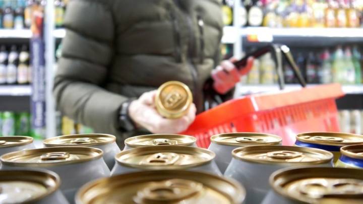 El consumo de alcohol en cualquier cantidad aumenta las probabilidades de padecer demencia